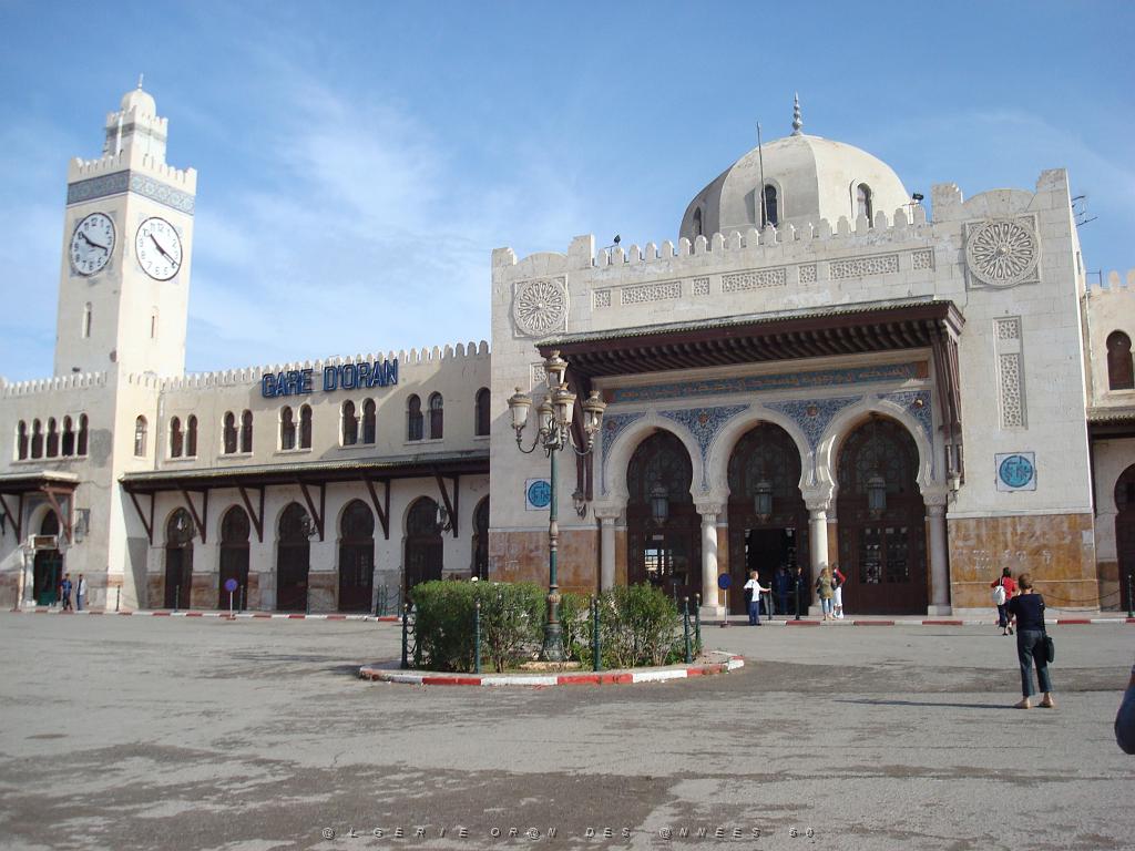 OCTOBRE 2007 ORAN LA GARE 94.jpg -                                